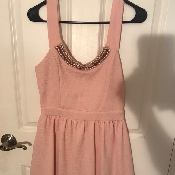 Francesca's Collections Dresses & Skirts - Light pink dress with jeweled neck line